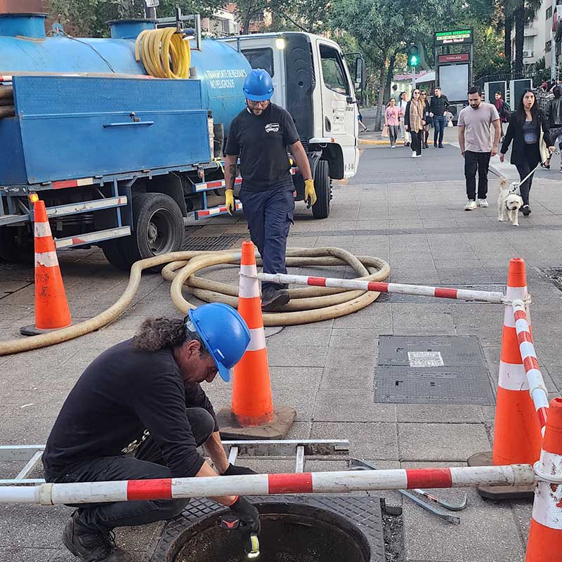 Limpieza de Camaras de telecomunicaciones 5